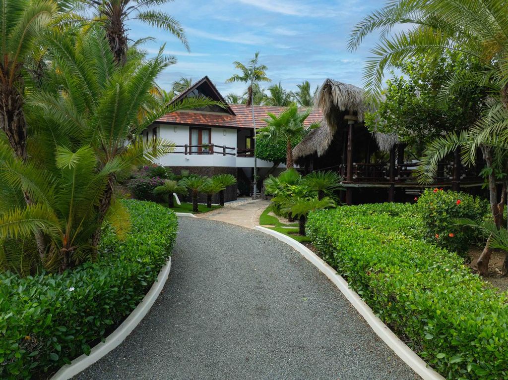 5 Bedroom Luxury Villa for Sale, Arrecife 49, Puntacana Resort & Club, Dominican Republic — photo 2